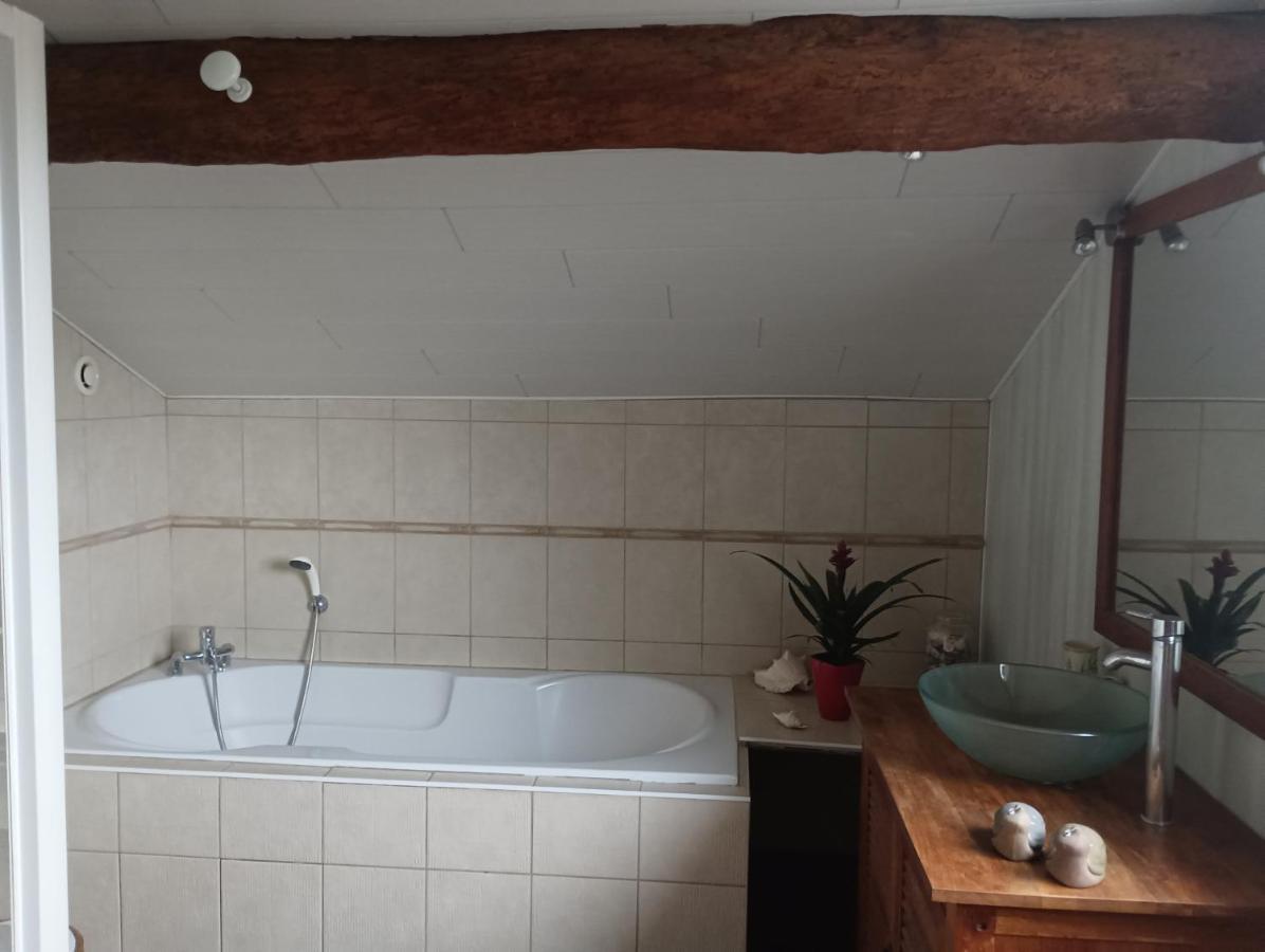 Le Marronnier Appartement Saint-Vincent-de-Pertignas Buitenkant foto